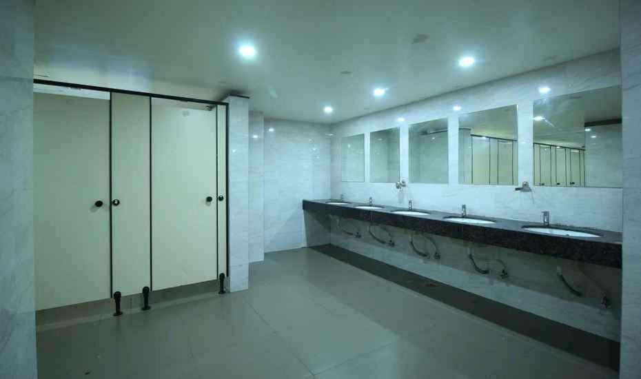 In & Out Dormitory أحمد أباد المظهر الخارجي الصورة